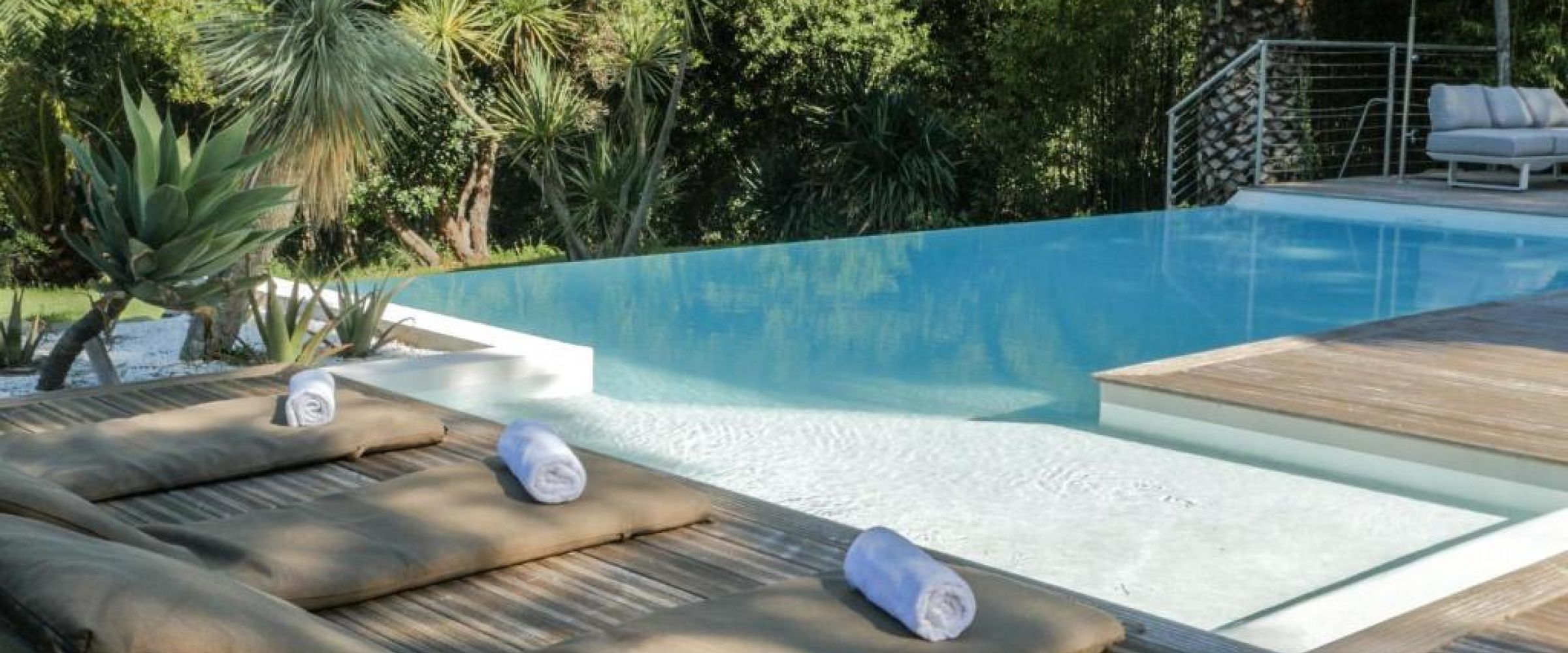 JuSimGo - Location villa dans le Sud